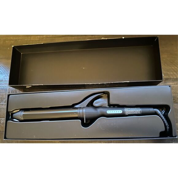 Bio Ionic Long Barrel styler 1.5" Pro curling iron - Picture 5 of 7